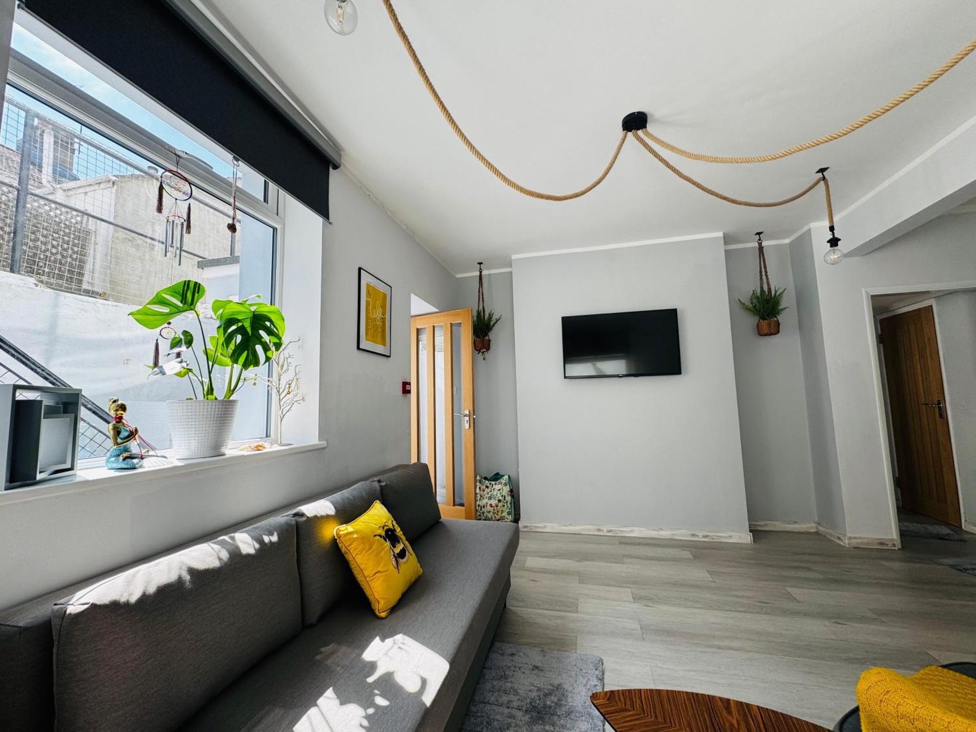 Bright Holidays Kemptown Apartment Брайтонн Экстерьер фото